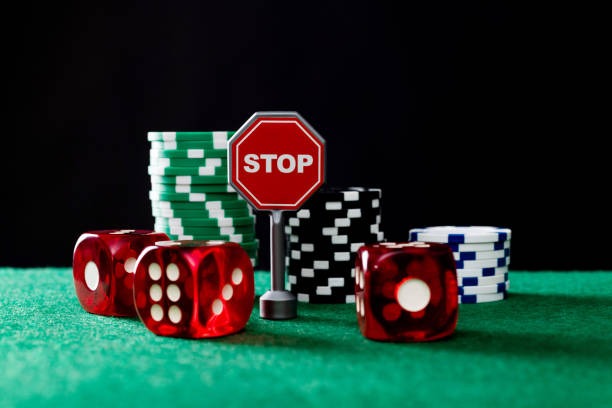 kahot app showing live blackjack table with dealer and player interface
